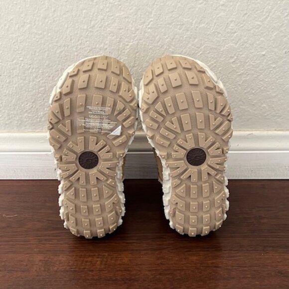 UGG Men's Venture Daze Ultra Mini Fashion Boot Men's Size 4 Woman's Size 5 - Picture 6 of 7